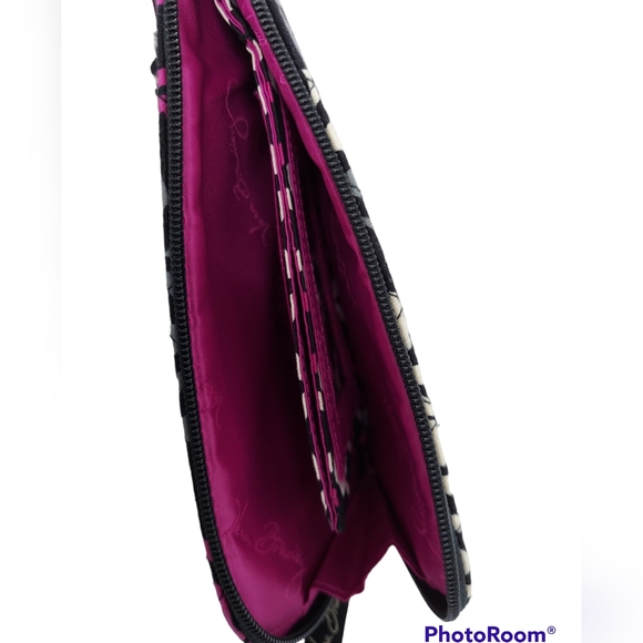 Vera Bradley Wristlet - Picture 3 of 8